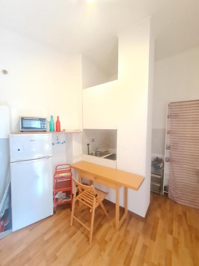 Santa Maria Valle Apartment Milano Exterior foto
